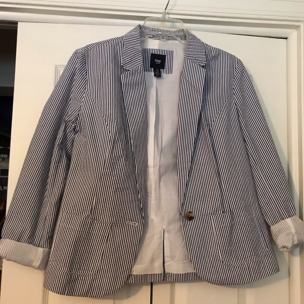 Gap seersucker blazer